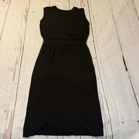 Athleta Dress Classic Sleeveless Blouson Black Size Medium Clean Girl - Picture 1 of 9